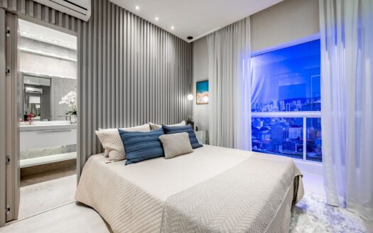 Mass Image Compressor Compressed this image. https://sourceforge.net/projects/icompress/ with Quality:80